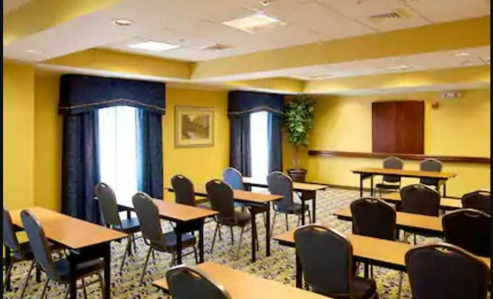 Hampton Inn & Suites Lake Wales Exterior foto